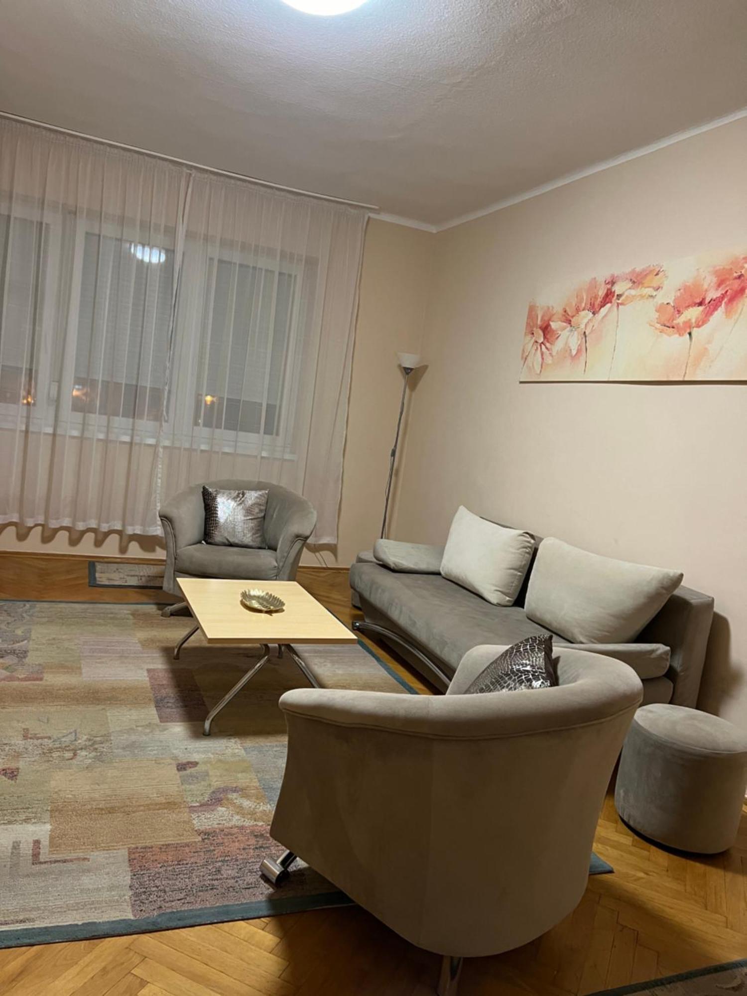 Centroom Kanije Dış mekan fotoğraf
